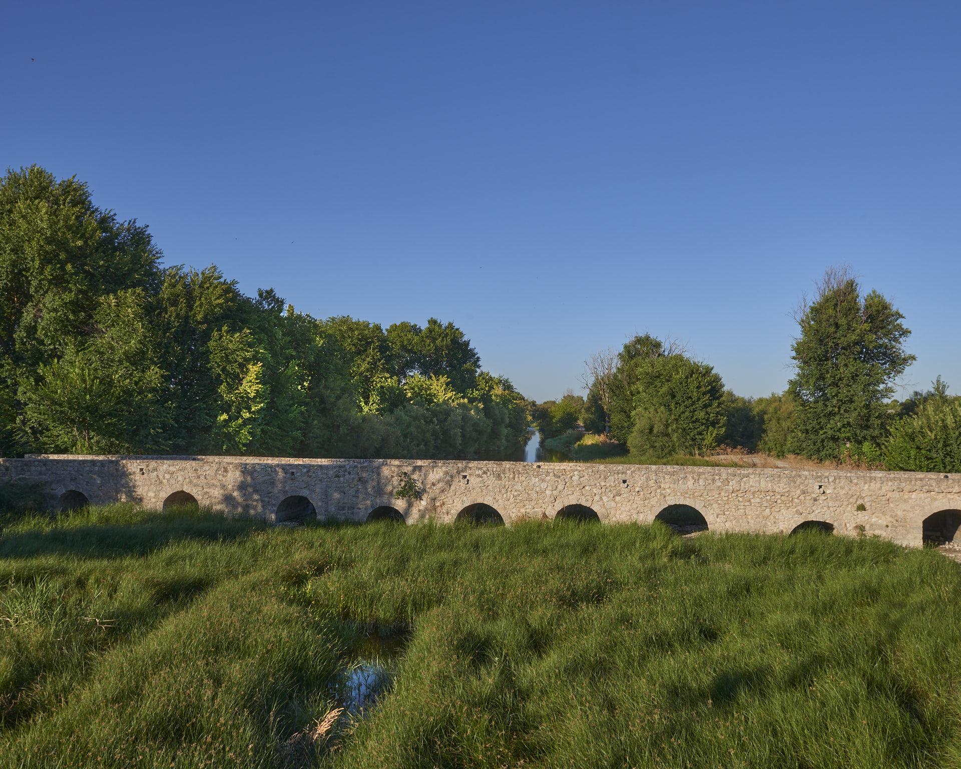 Imagen del puente romano en el municipio de Villarta de San Juan
